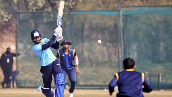 श्रेयस अय्यर ने वापसी करते ही मचाया कोहराम, धुआंधार पारी से गेंदबाजों को रुलाया, 154 की रफ्तार में उड़े रन