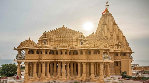 सोमनाथ पर्व: नश्वर से ईश्वर की ओर