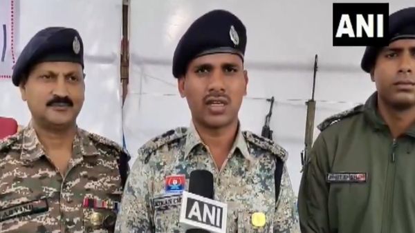 छत्तीसगढ़ के सुकमा में सुरक्षाबलों ने मुठभेड़ में 12 नक्सली मारे गिराए, AK-47 और INSAS समेत हथियार बरामद हुए