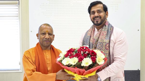 बिहार में गूंजेगा UP का विजन! पटना में रवि किशन करेंगे योगी सरकार का प्रतिनिधित्व