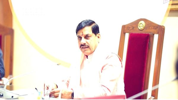 MP में इतिहास रचा गया: अब ई-कैबिनेट से होंगी बैठकें, CM मोहन यादव बोले– फाइलों का दौर खत्म, फैसले होंगे फास्ट