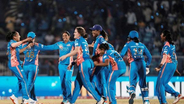 WPL MI SWOT Analysis: मुंबई इंडियंस के सामने सबसे बड़ा खतरा क्या? 2 प्लेयर्स दे सकती हैं धोखा