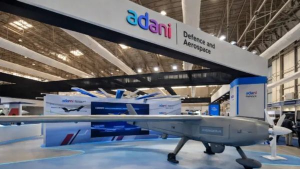 Adani defence leonardo partnership: भारत बनेगा हेलिकॉप्टर मैन्युफैक्चरिंग हब, हजारों को मिलेगी हाई-स्किल जॉब्स