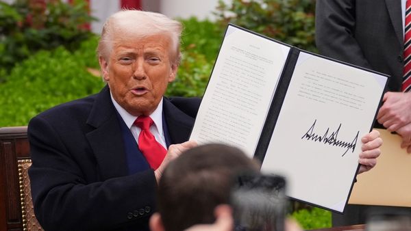 Trump Tariffs Down: US कोर्ट ने उतारा ट्रंप का टैरिफ भूत, लताड़ से निकल गई दादागीरी, भारत पर क्या होगा असर?