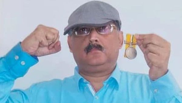 Bihar News: पटना में पूर्व IPS अमिताभ दास गिरफ्तार, CM नीतीश के बेटे पर टिप्पणी के बाद हुई बड़ी कार्रवाई!