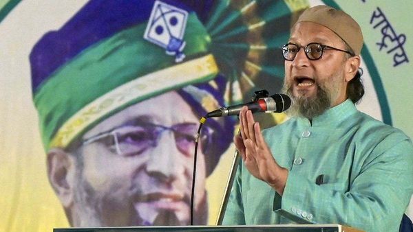 Asaduddin Owaisi: असम CM हिमंत बिस्वा सरमा की बढ़ी मुश्किलें, ओवैसी ने दर्ज कराई पुलिस शिकायत