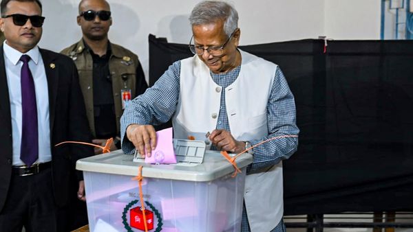 Bangladesh Election Result: हिंसा-हत्या के बीच बांग्लादेश में वोटिंग पूरी, काउंटिंग में BNP को बढ़त- टाइमलाइन