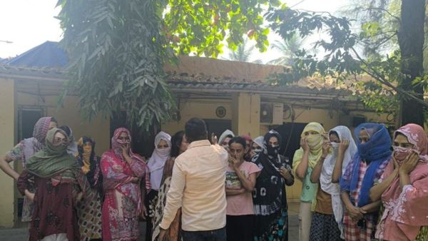 Bangladeshi Arrested Mumbai: मुंबई में घुसपैठियों पर बड़ा प्रहार, वर्सोवा दरगाह से 25 बांग्लादेशी गिरफ्तार