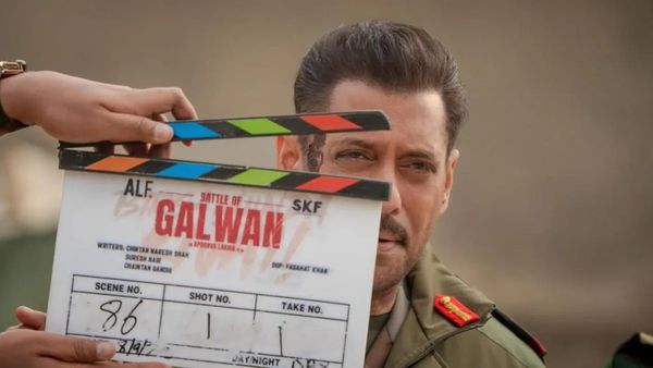 वेलेंटाइन डे पर सलमान खान ने दिया फैंस को तोहफा, रिलीज किया 'बैटल ऑफ गलवान' का रोमांटिक गाना