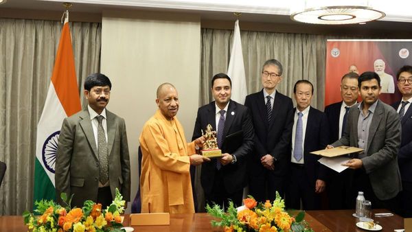 जापान में CM योगी का इन्वेस्टमेंट मिशन, सुजुकी-मिंडा कॉर्पोरेशन के साथ बड़ी डील, UP में मजबूत होगा ऑटो सेक्टर