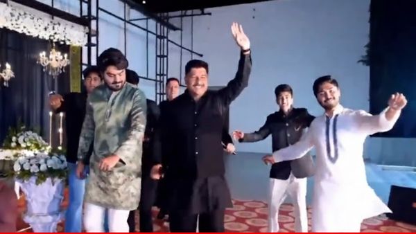 कौन है ये कांग्रेसी नेता? शादी में धुरंधर के गाने पर नाचा, हो गई FIR, पुलिस ने बताया क्या था गुनाह, Video