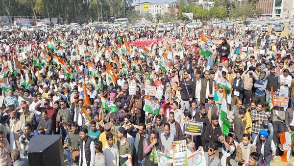 उत्तराखंड में 2027 चुनाव से पहले सियासी सरगर्मी तेज, कांग्रेस ने लोकभवन घेराव कूच कर दिया ये बड़ा संदेश