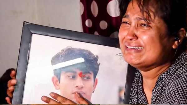 Delhi SUV Hit and Run Case में आरोपी के पिता का कबूलनामा, साहिल की पोस्टमार्टम रिपोर्ट पढ़ कांप उठेंगे आप