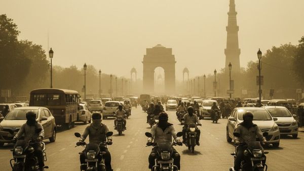Delhi Weather: फरवरी में 30°C के करीब पहुंचा पारा, फिर ज़हरीली हुई हवा, IMD ने दी बड़ी चेतावनी