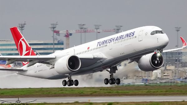 Emergency Landing Reason: कोलकाता एयरपोर्ट पर Turkish Airlines की आपात लैंडिंग क्यों? बाल-बाल बचे यात्री