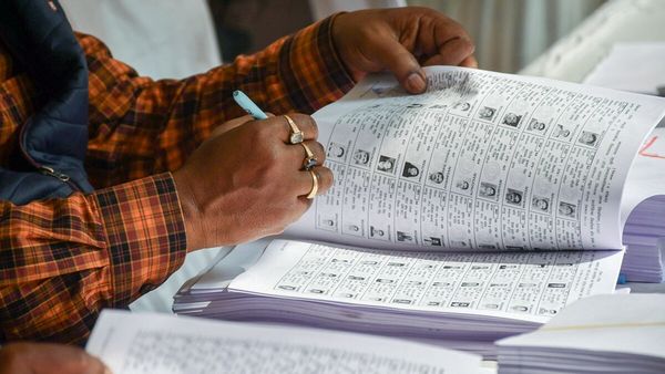 9 राज्यों की Final Voter List जारी, 1.70 करोड़ नाम कटे, कहीं आपका नाम तो नहीं हटा? ऐसे चेक करें लिस्ट