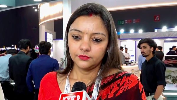 Galgotias वाली प्रोफेसर नेहा सिंह की नौकरी क्या सच में चली गई? यूनिवर्सिटी प्रशासन ने अब तोड़ी चुप्पी