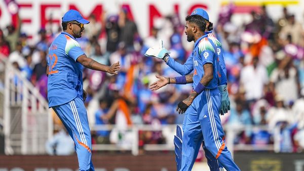 T20 World Cup 2026 से पहले भारत को मिली बुरी खबर! दिग्गज खिलाड़ी ने मचाई खलबली, हो सकता है बाहर? 