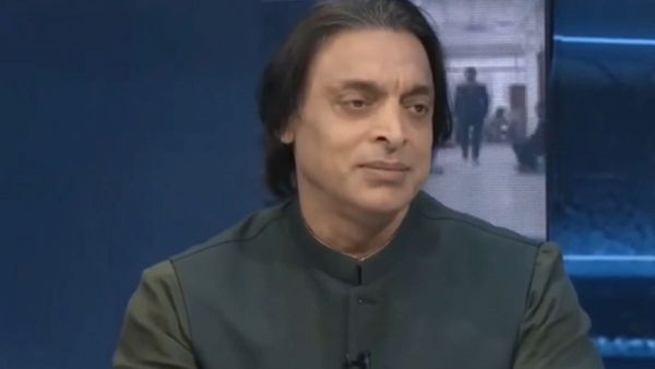 IND vs PAK: भारत से हार के बाद फट गए शोएब अख्तर, मोहसिन नकवी समेत पूरे PCB और बाबर को रौंद डाला