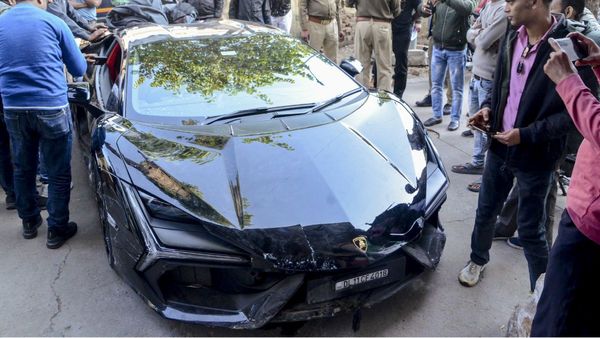 Kanpur: 'हादसे के वक्त मेरा बेटा', लैम्बोर्गिनी कांड में पिता के दावे ने पुलिस को घुमाया, रची गई नई थ्योरी?