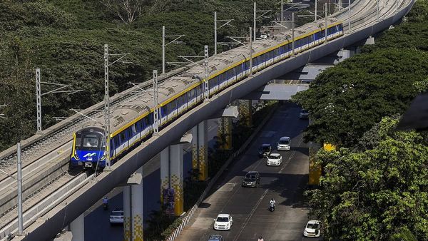 Mumbai Metro Update: मेट्रो लाइन 7 और 2A यात्रियों के लिए एडवाइजरी, VVIP मूवमेंट से ट्रैफिक डायवर्जन रहेगा