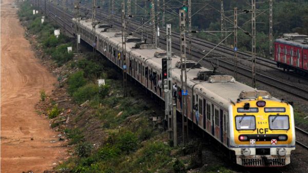 Mumbai to Nashik Local Train: मुंबईकरों के लिए जल्‍द शुरू हो रही मुंबई से नासिक लोकल, जानें स्‍टेशन, सुविधाएं