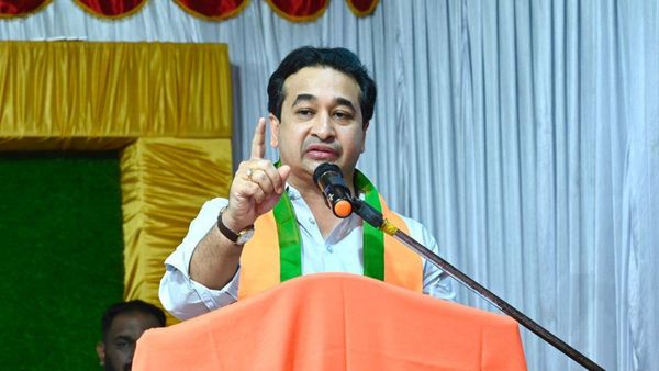 'मदरसे आतंकवादी तैयार करने का अड्डा', फडणवीस सरकार के मंत्री नितेश राणे ने फिर दिया विवादित बयान, मचा बवाल