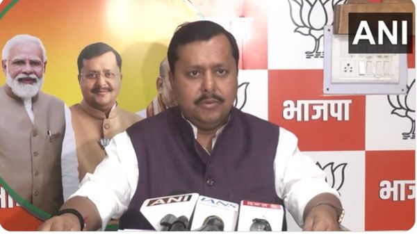 Nitin Nabin On Gandhi Family: 'नेहरू ने चीन को प्लेट में सजाकर दिया था तिब्बत', BJP अध्यक्ष का गंभीर आरोप