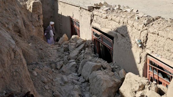 Pakistan airstrike Afghanistan: आधी रात दहला अफगानिस्तान, मदरसे पर पाकिस्तानी सेना का एयरस्ट्राइक, 17 की मौत