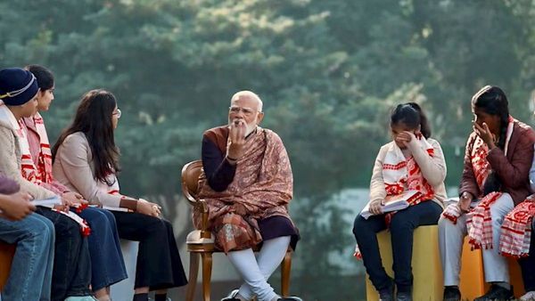 PPC 2026: परीक्षा का तनाव होगा छूमंतर, पीएम मोदी ने छात्रों को सिखाया बैलेंसिंग, गाजियाबाद केस पर क्या बोले?