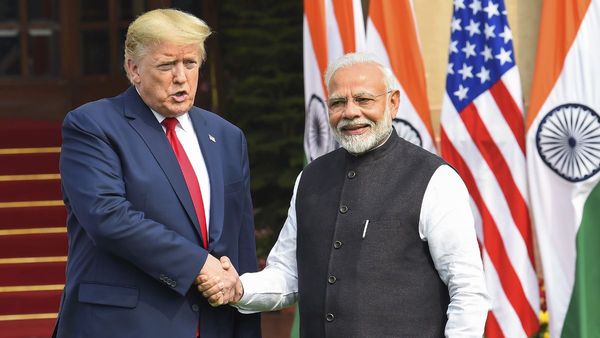 India-US Trade Deal: दस्तावेजों में क्यों हुआ बदलाव?विदेश मंत्रालय ने जॉइंट स्टेटमेंट को कहा समझौते की बुनियाद
