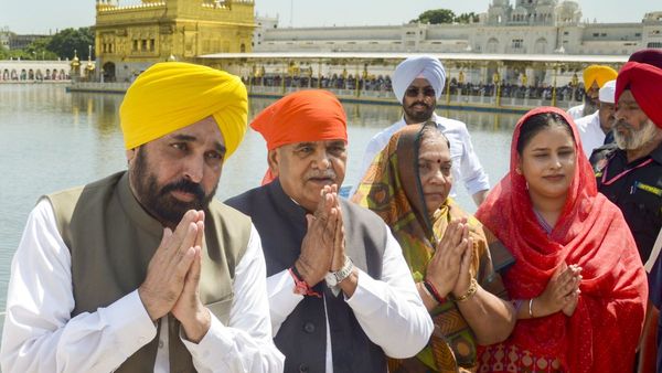 Punjab: राज्यपाल गुलाब चंद कटारिया ने थपथपाई भगवंत मान की पीठ, 'नशा मुक्त अभियान' को बताया ऐतिहासिक