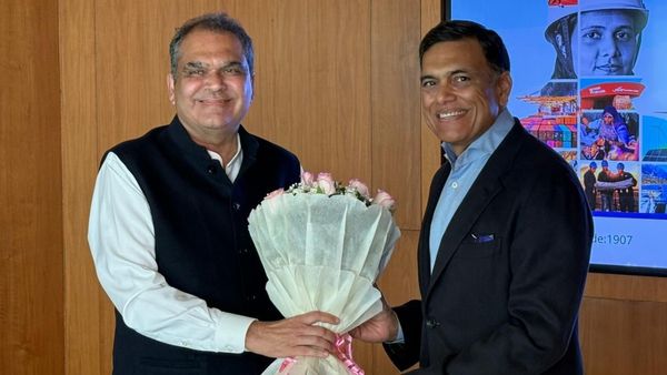 Punjab में ₹1,500 करोड़ दांव! JSW चेयरमैन सज्जन जिंदल का Rajpura में बड़ा ऐलान, क्या फायदा होगा?