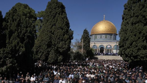 Ramadan 2026: रमजान के दौरान टूटा Al-Aqsa मस्जिद का 60 साल पुराना समझौता, पहली शाम में छापीमारी, इमाम अरेस्ट
