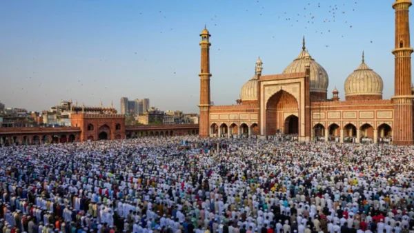 Ramadan 2026 First Jumma: आज रमजान का पहला जुमा, आपके शहर में क्या है नमाज-इफ्तार का टाइम?