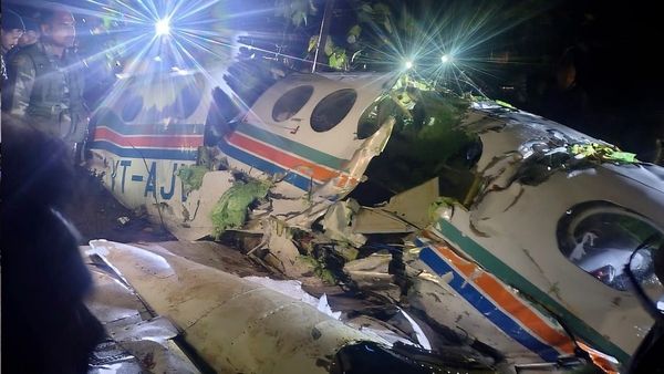 Ranchi Air Ambulance Crash: मौसम बना हादसे की वजह? रांची-दिल्ली एयर एम्बुलेंस ने मांगी थी रूट बदलने की इजाजत
