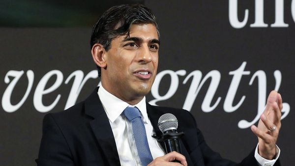 Video: 'AI सब कर सकता है,पर दिल्ली का ट्रैफिक नहीं', AI समिट में ऋषि सुनक ने जब मंच से कही इतनी बड़ी बात