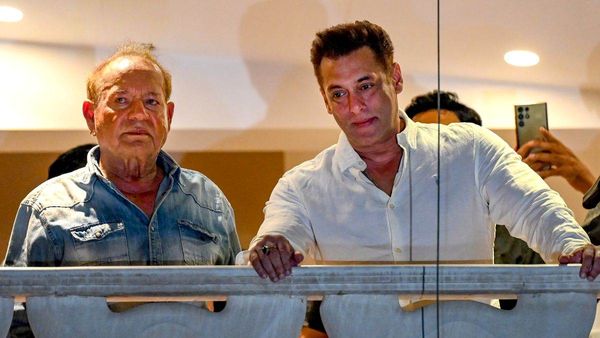 Salim Khan: लीलावती अस्पताल ने सलीम खान की हेल्थ को लेकर की कौन सी बड़ी गलती? डॉक्टर्स पर भड़के सलमान