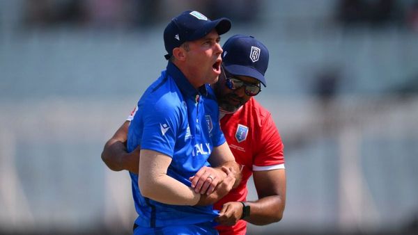 SCO vs ITA: ऐतिहासिक वर्ल्ड कप मैच में इटली के कप्तान के साथ लाइव हादसा, बीच में मैच छोड़कर हुए बाहर