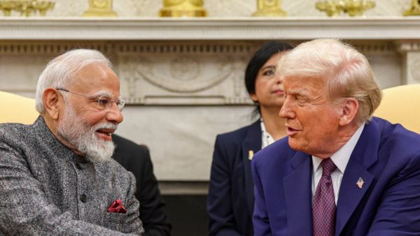 ट्रेड गेम में अमेरिका झुका, भारत की हुई जीत, India पर टैरिफ घटाकर 18% किया