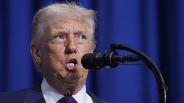 'नहीं बनाने देंगे परमाणु हथियार' ट्रंप ने ईरान को दिया 10 दिन का अल्टीमेटम, मिडिल ईस्ट में बढ़ा तनाव