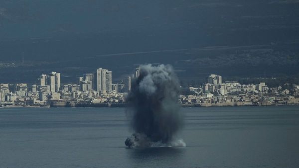 Israel Iran War Impact on India: इजरायल-ईरान जंग में झुलसेगी आपकी जेब! पेट्रोल-डीजल की कीमतों में होगा विस्फोट