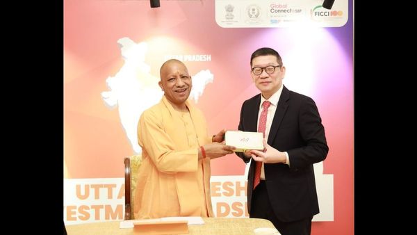 UP News: सिंगापुर में सीएम योगी की जीआईसी के साथ दीर्घकालिक निवेश पर विस्तृत चर्चा