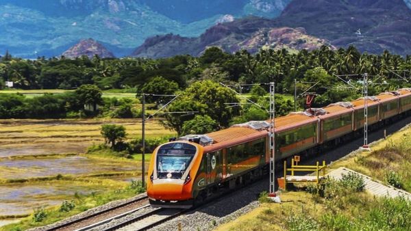 Bengaluru-Goa Vande Bharat: बेंगलुरू से गोवा के लिए जल्‍द शुरू होगी वंदे भारत एक्‍सप्रेस,क्‍या होगा रूट और समय