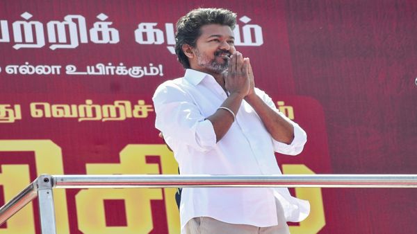 Tamil Nadu Election: एक्टर से नेता बने विजय का दावा, 'गठबंधन नहीं करेंगे, TVK की पूर्ण बहुमत से बनेगी सरकार'