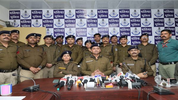 MP News Datia: कोतवाली पुलिस ने दुष्कर्म के बहुचर्चित मामले का किया खुलासा, आरोपी गिरफ्तार
