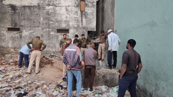 Sagar News: 6 माह से लापता युवक की हत्या का खुलासा, अवैध संबंधों में प्रेमी ने स्कूल ग्राउंड में दफनाया शव