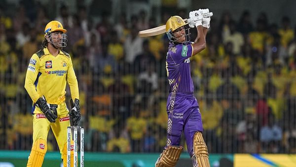 IPL 2026: शाहरुख की KKR को मिली खुशखबरी! 55 गेंदों में शतक जड़कर अंगकृष रघुवंशी ने उड़ाई विरोधियों की नींद 