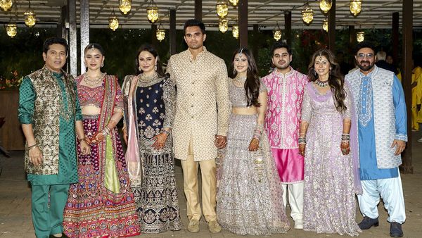 Arjun Tendulkar-Saaniya Chandhok की मेहंदी सेलिब्रेशन, होने वाली दुल्हनिया के नूर ने ढाया कहर, वीडियो वायरल