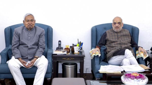 Amit Shah पटना क्यों पहुंच रहे? Nitish Kumar के राज्यसभा जाने की सुर्खियों के बीच बड़ा 'खेला' होने की उम्मीद?